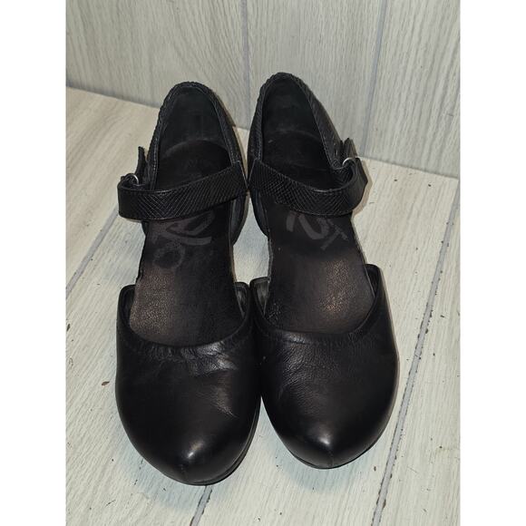 OTBT Black Leather Salem Mary Jane Hidden Wedge Women's Size 8.5 Whimsigoth - Picture 8 of 11